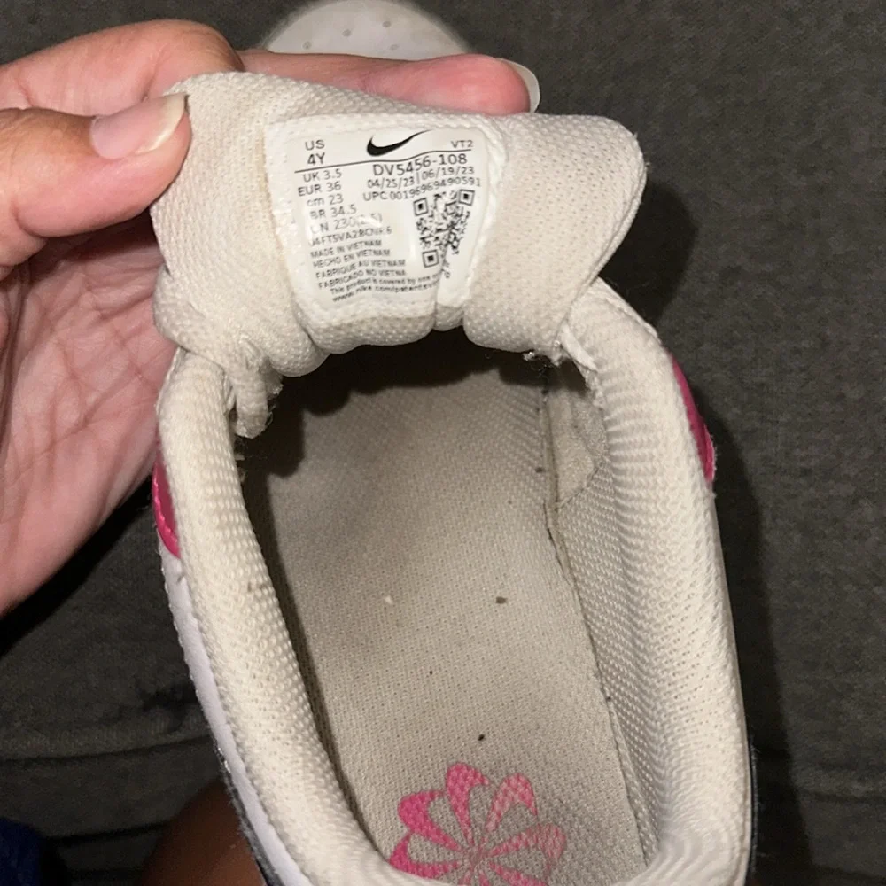 Girl’s Nike shoes! SO cute!
